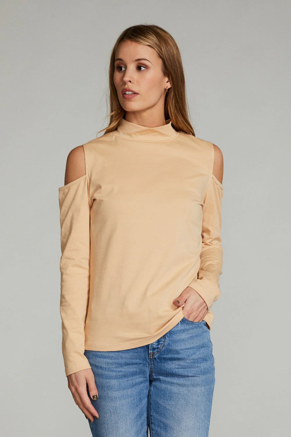 Mia Cold Shoulder Top (S-2X)
